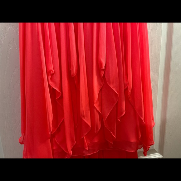 Dress! - Picture 3 of 5